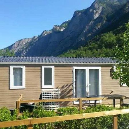 Camping 5 Etoiles - Piscine - Eeceff Le Bourg-dʼOisans Eksteriør billede