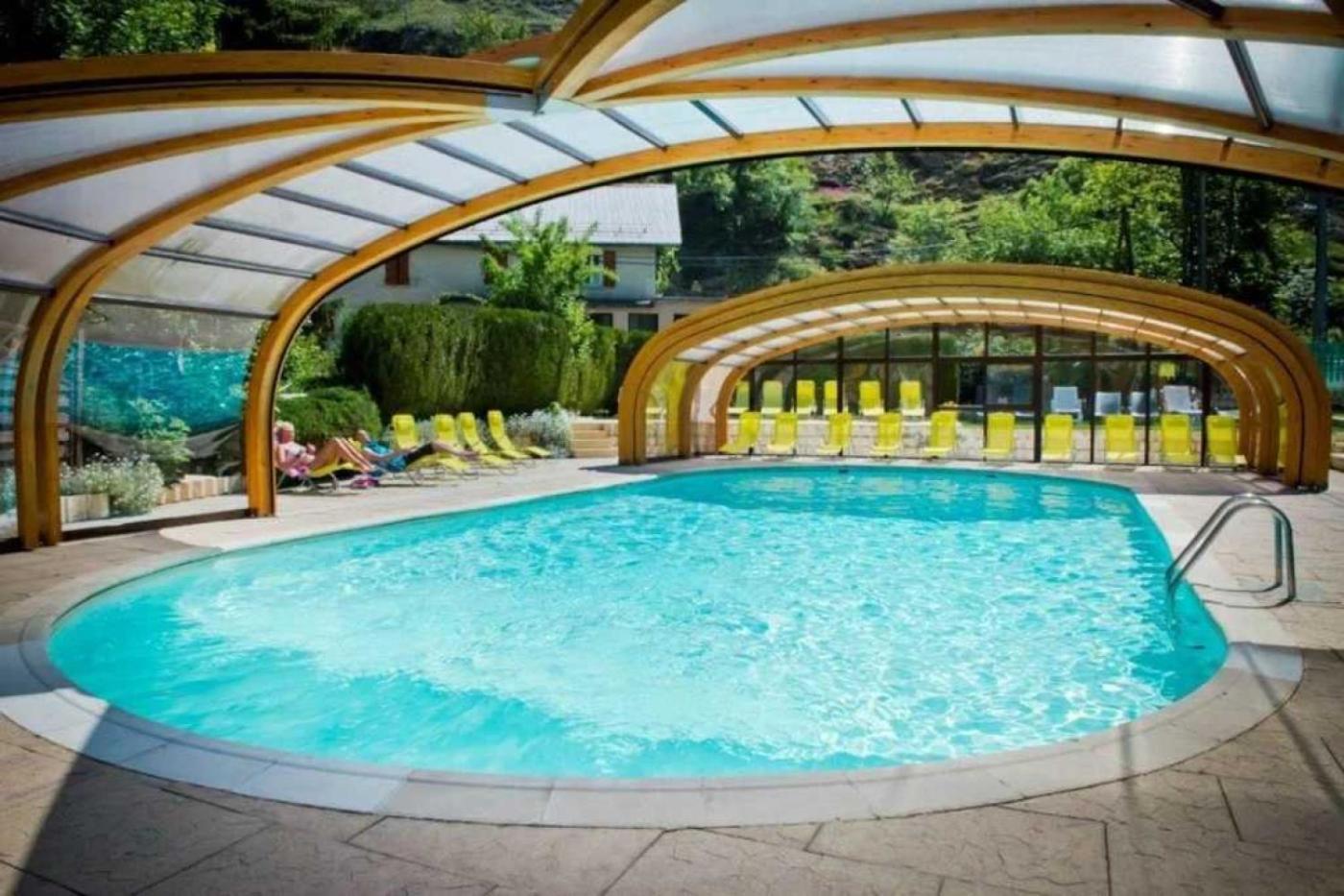 Camping 5 Etoiles - Piscine - Eeceff Le Bourg-dʼOisans Eksteriør billede