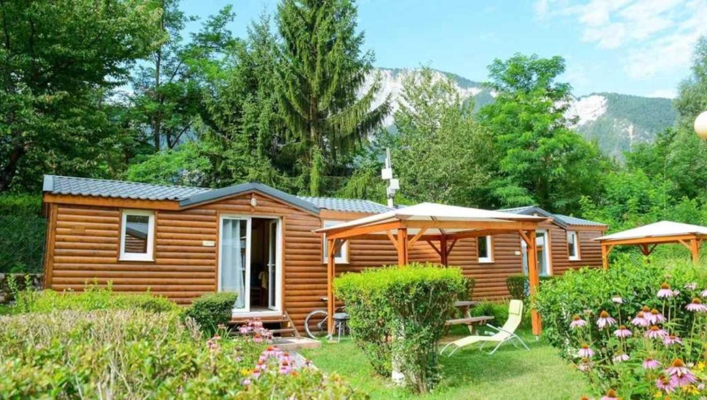 Camping 5 Etoiles - Piscine - Eeceff Le Bourg-dʼOisans Eksteriør billede