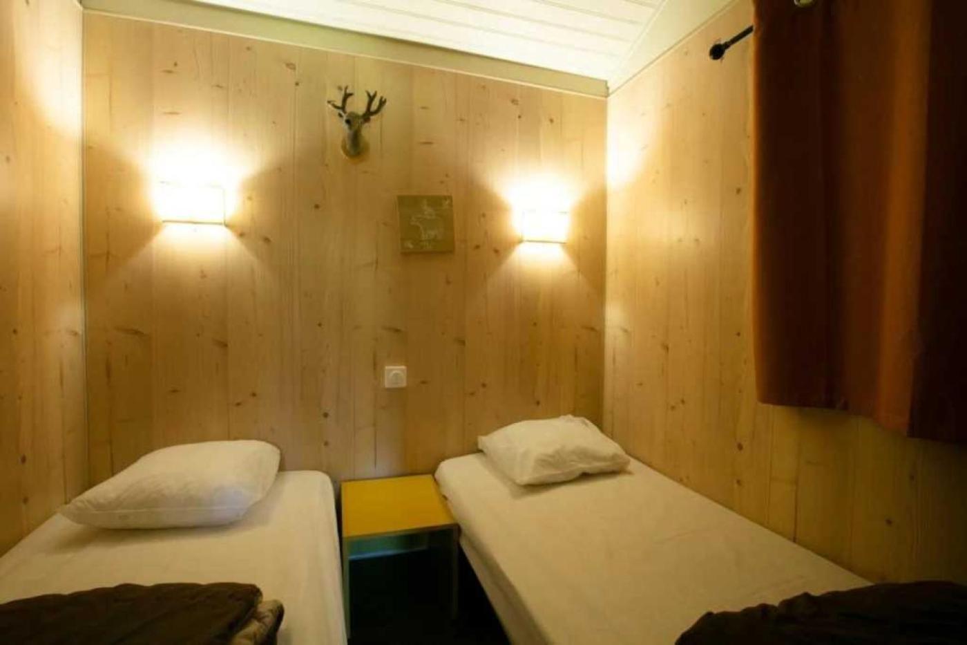 Camping 5 Etoiles - Piscine - Eeceff Le Bourg-dʼOisans Eksteriør billede